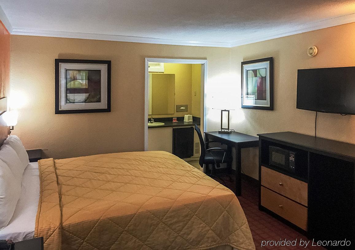 Rodeway Inn West Dodge Omaha Eksteriør bilde