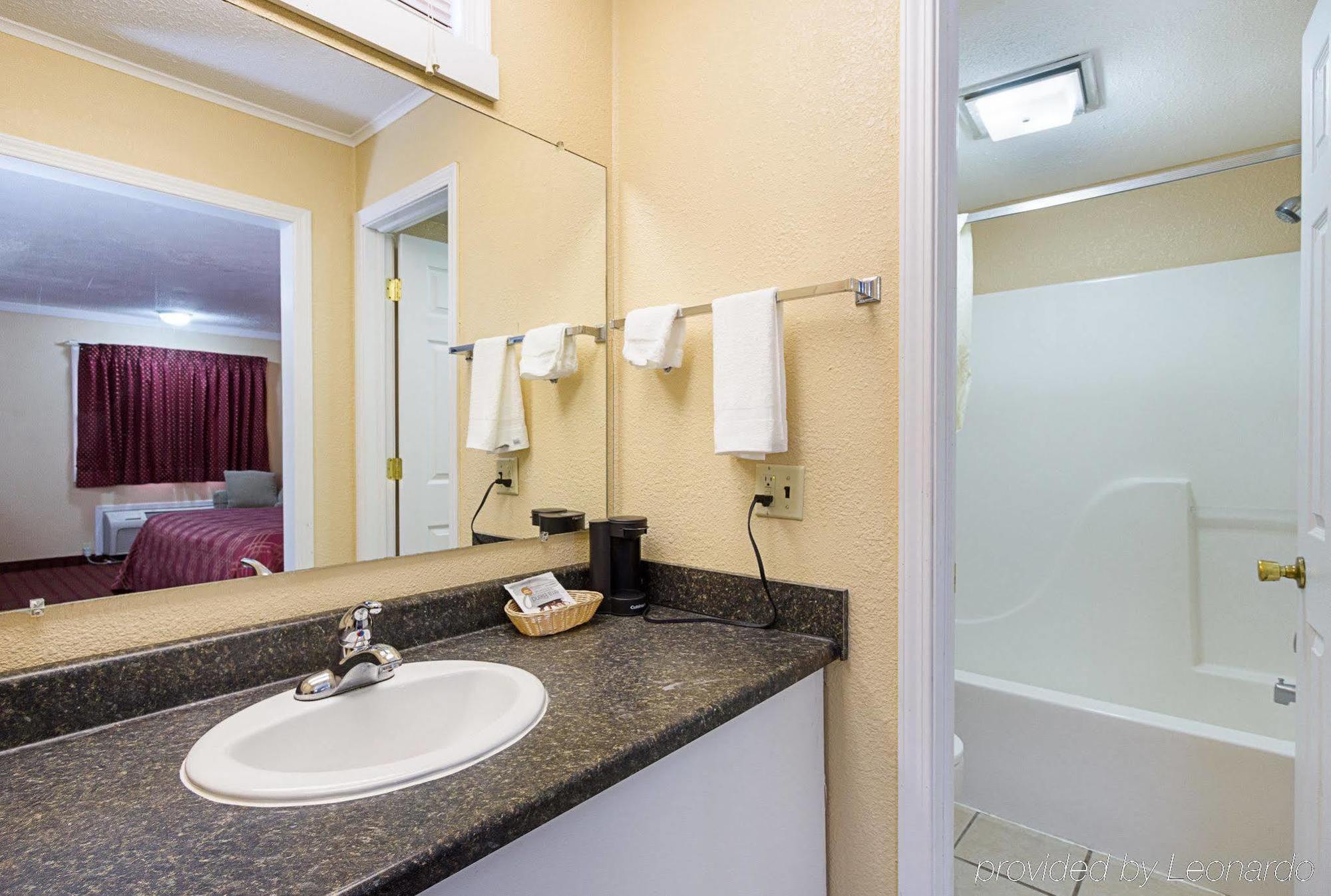 Rodeway Inn West Dodge Omaha Eksteriør bilde