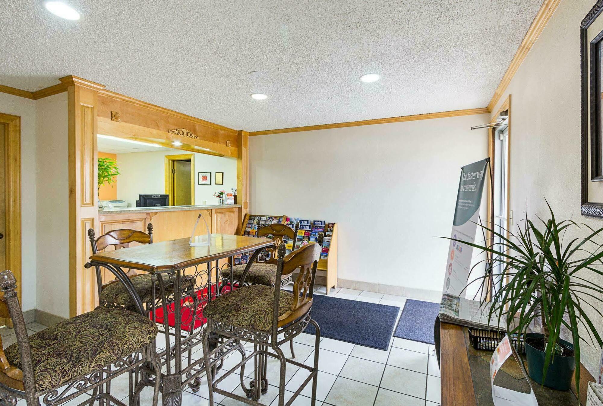 Rodeway Inn West Dodge Omaha Eksteriør bilde
